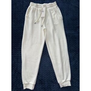 Feat Clothing Women's Roam Performance Joggers Lounge Pants Light Lavender‎ Sz S